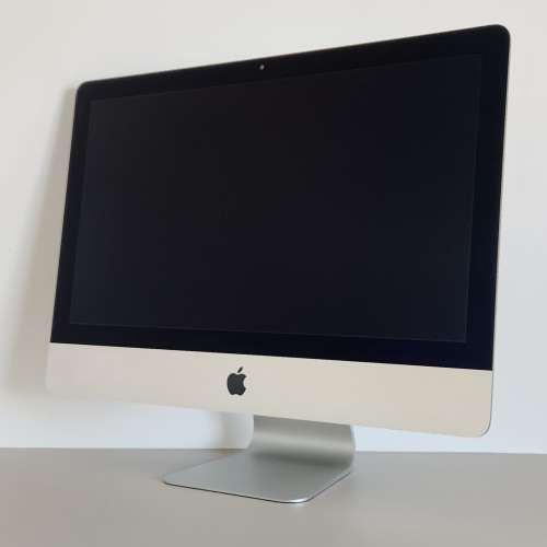 Apple iMac 21.5 Inch Late 2015 Intel Core i5 1TB HDD/8GB RAM (1 Month Warranty)