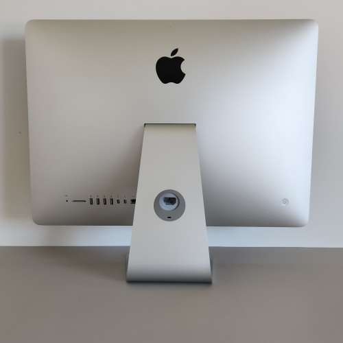 Apple iMac 21.5 Inch Late 2015 Intel Core i5 1TB HDD/8GB RAM (1 Month Warranty)