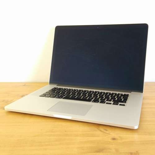 Apple MacBook Pro 15 Inch Retina Mid 2015 intel Core i7 256GB SSD/16GB RAM (3 Month Warranty)