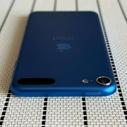 Apple iPod Touch 6TH Gen Blue 32GB (1 Month Warranty)