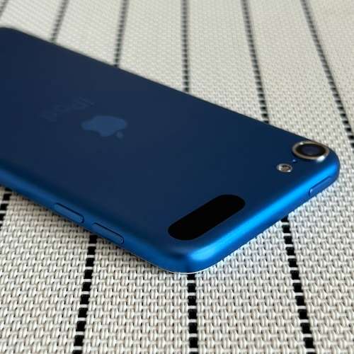 Apple iPod Touch 6TH Gen Blue 32GB (1 Month Warranty)