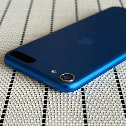 Apple iPod Touch 6TH Gen Blue 32GB (1 Month Warranty)