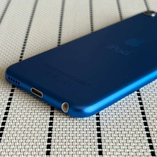 Apple iPod Touch 6TH Gen Blue 32GB (1 Month Warranty)