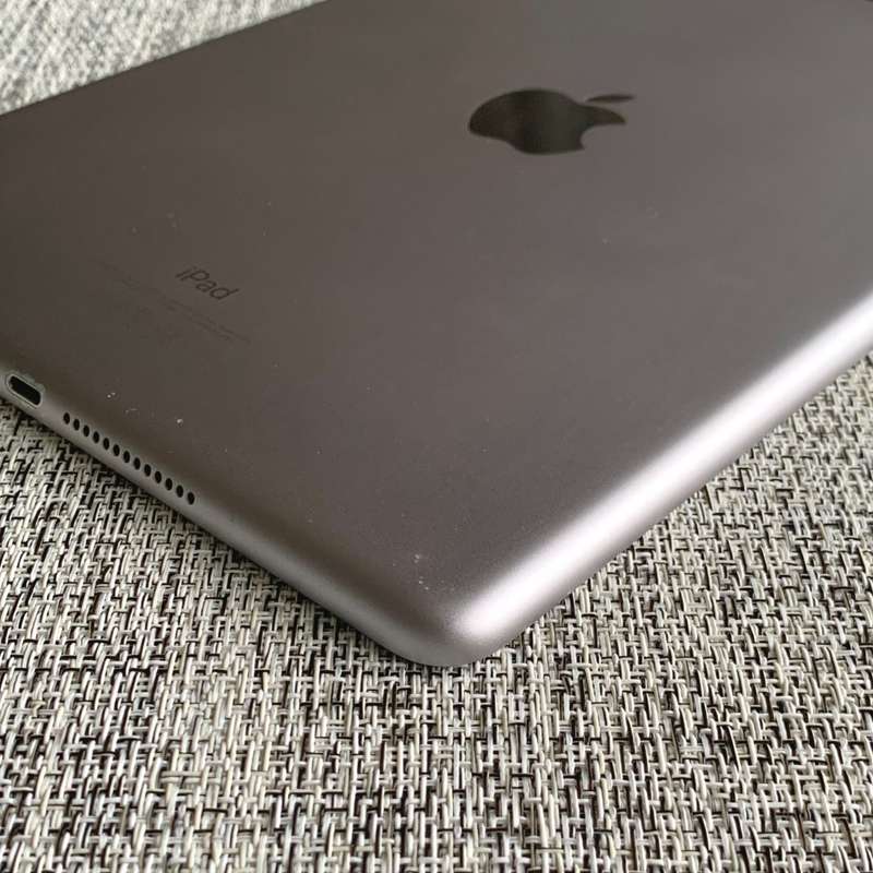 Apple iPad 6th Gen Space Grey 128GB Cellular (3 Month Warranty)