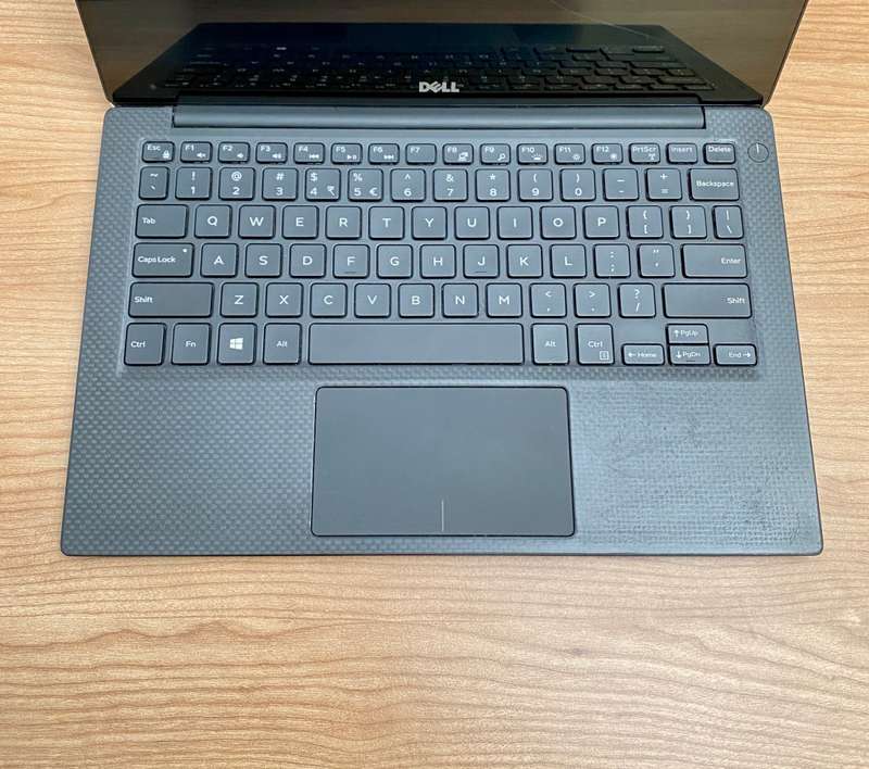 Dell XPS 13 9343 UltraBook | Intel Core i7 5TH GEN | 256GB SSD/8GB RAM | READ AD!
