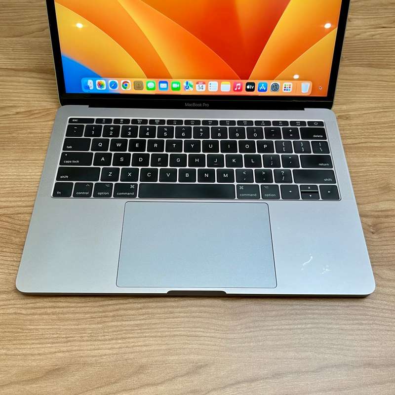 Apple MacBook Pro 13 Inch 2017 | Space Grey | Intel Core i5 | 128GB SSD/8GB RAM | READ AD!
