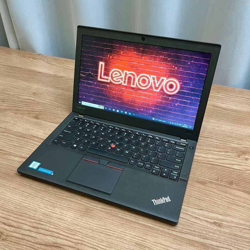 Lenovo ThinkPad X260 12.5 Inch UltraBook | Intel Core i5 | 256GB SSD | 8GB RAM | (1 Month Warranty)