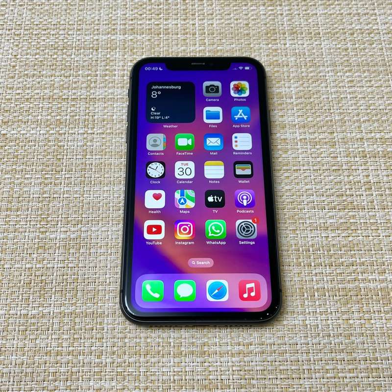 Apple iPhone 11 Black 128GB (1 Month Warranty)