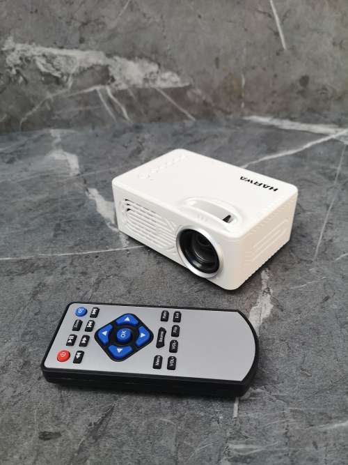 HARWA MINI PROJECTER