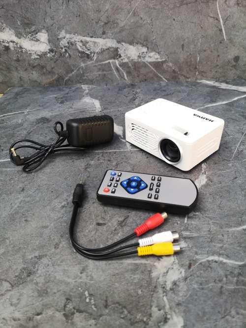 HARWA MINI PROJECTER