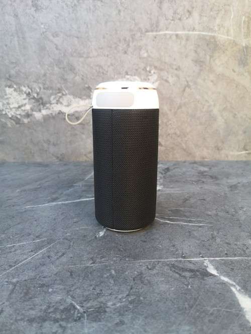 Lenyes Wireless ColorfuL lamp Speaker S305/S600