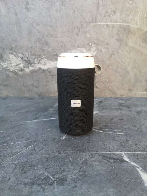 Lenyes Wireless ColorfuL lamp Speaker S305/S600