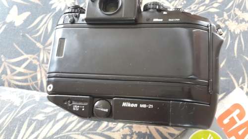 Nikon F4 Pro SLR for sale with leather camera bag