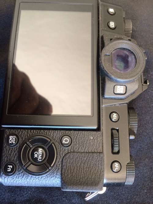 Late listing*** Fujifilm XT-10 mirrorless camera in very good condition, body only.