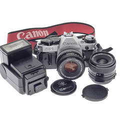 Canon AE-1 Program Kit - 50mm, 28mm, Flash, Bag - Excellent