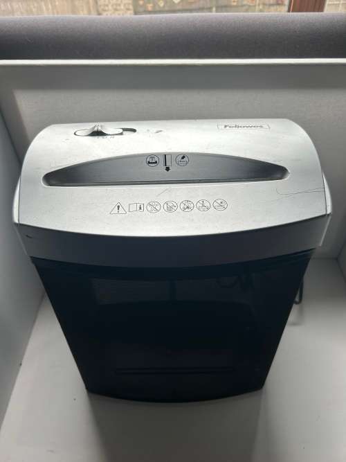 Fellowes Paper Shredder