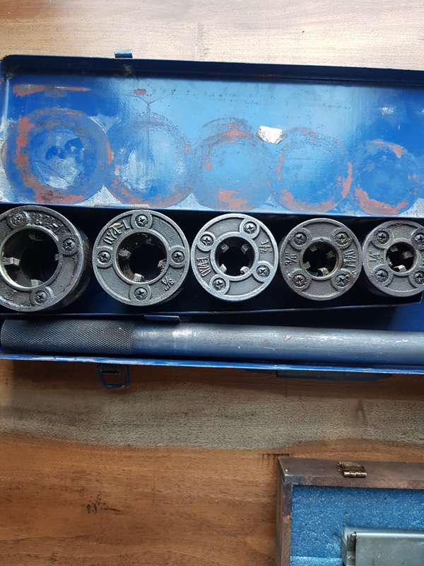Pipe Thread Cutter