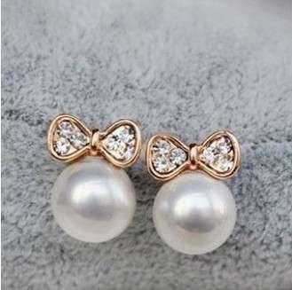 18K GOLD PLATED SIMULATED PEARL BOW STUD EARRINGS