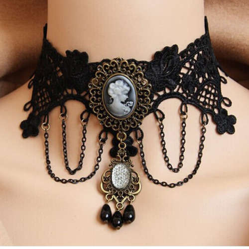 ***BEAUTIFUL*** LACE CHOKER