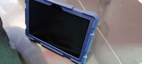 Amazon Fire HD 8 Tablet with cover - Please read