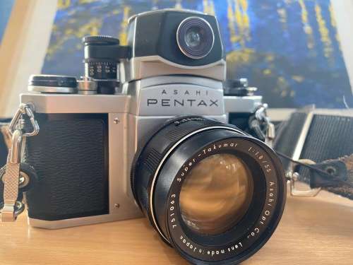 Asahi Pentax SV 35mm SLR Film Camera Super-Takumar 1:1.8/55 Lens and extra Lens, flash and extenders