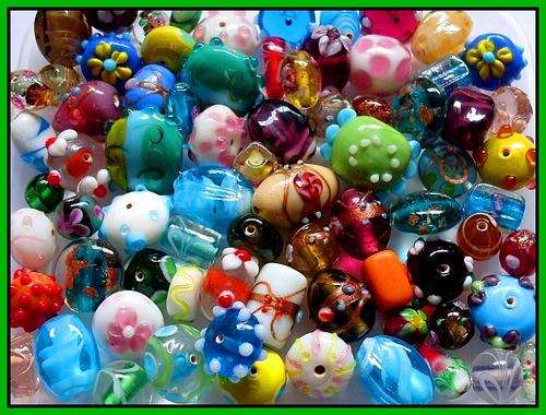 ~~~~CLOSING DOWN SALE~~~~ 350 GRAMS BEAUTIFUL VENETIAN AND LAMPWORK GLASS BEADS
