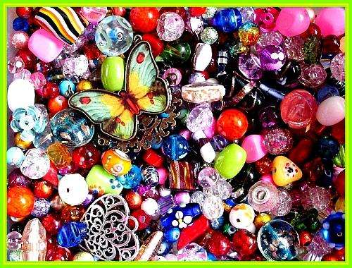 ====OVER 1KG GLASS BEADS +====
