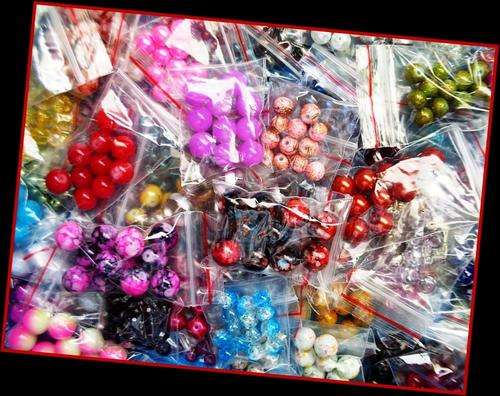 {{{Clearance}}} 1.2+ Kg Glass Beads & Findings