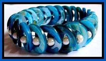 ===SALE===PEARL & MOTHER OF PEARL SHELL STRETCH BRACELET-BLUE