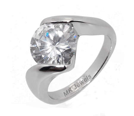 Sparkling 10mm Diamond cz 18ct Gold engagement Ring - SIZE 8