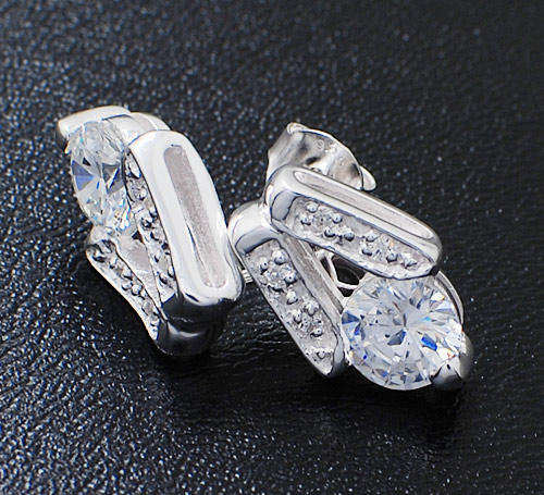 Breathking sparkling 5ct SOLID Sterling Silver Earrings