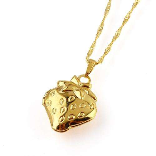 Stunning Strawberry Locket & Chain set, set in 18ct GP