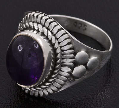 Genuine Amethyst gemstone Solid Sterling Silver ring - Size 6
