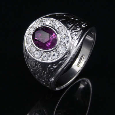 THINK VALENTINE'S !!!!! Stunning 18ct GP Amethyst & diamond simulated Ring - Size 9