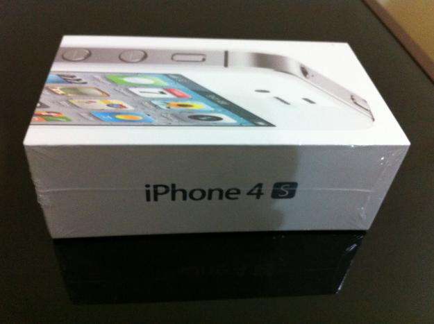 Apple 4s White 16GB crazy R1