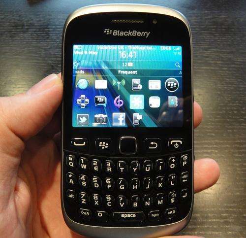 BLACKBERRY 9320