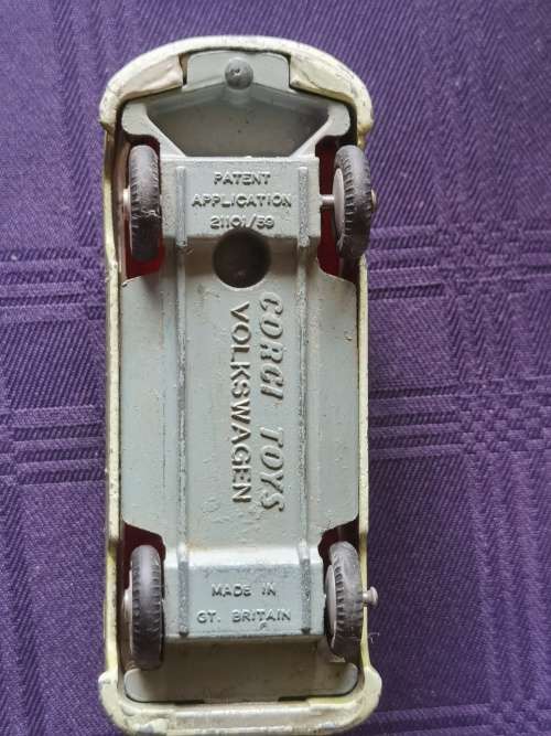Corgi Kombi in excellent complete and original condition. Not Dinky.
