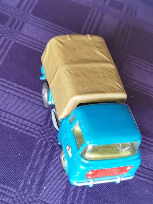 Corgi Jeep FC 50 no 470 model in excellent original condition with canopy. Not Dinky.