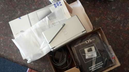 Nintendi DS Lite