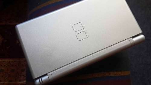 Nintendi DS Lite