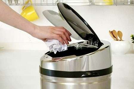 30L Stainless Steel Trash Bin with sensor. Automatically opens with sensor technology! Awesome gift!