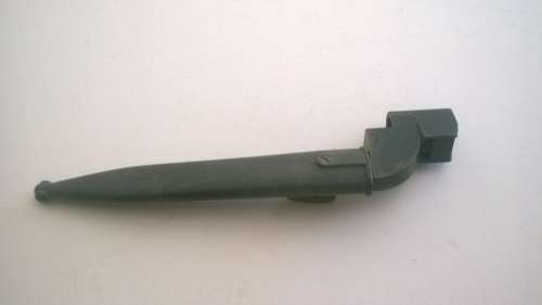 Lee Enfield  303 Bayonet