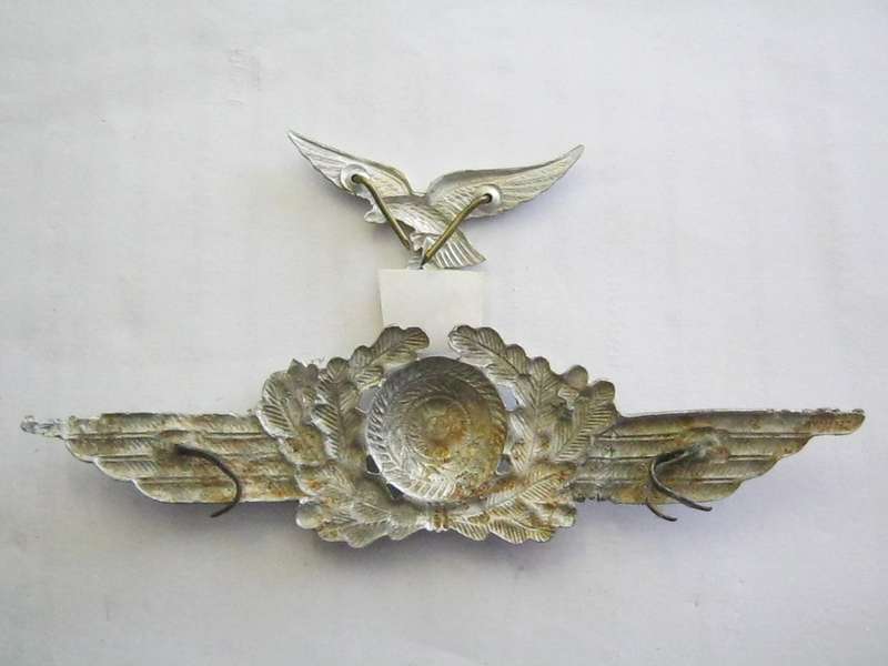 Air force Cap Badge set.