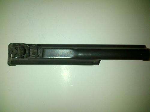 R4 dust cover