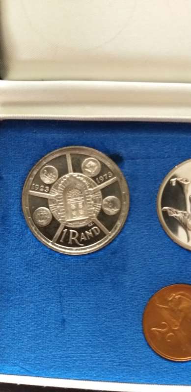 Beautiful 1974 short proof set.