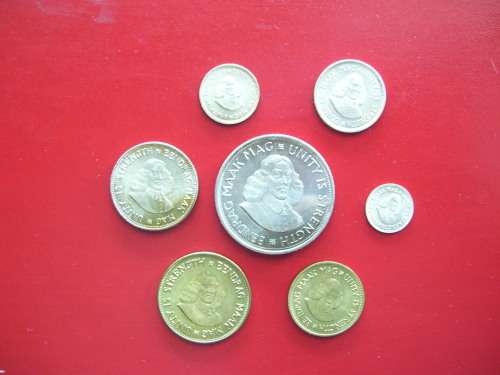 1961 UNC full coin set .