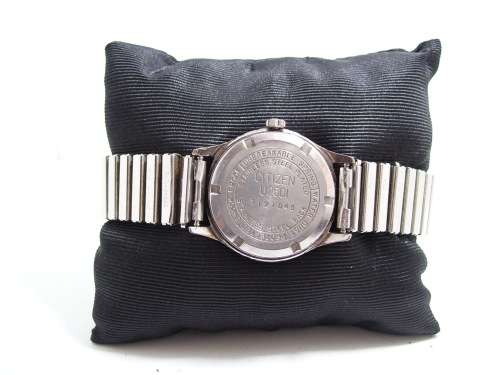 Vintage Citizen Manual Wind Time Piece.