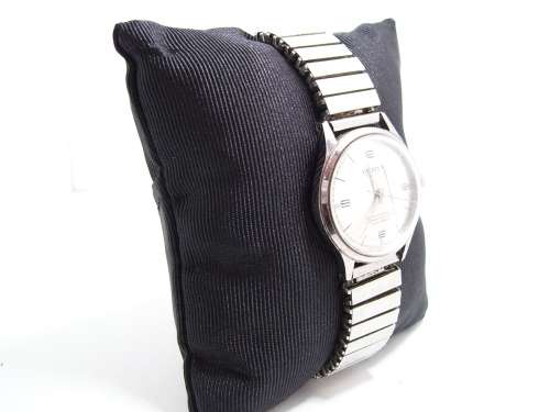 Vintage Citizen Manual Wind Time Piece.