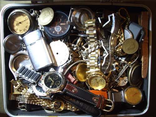 Treasure chest full off interesting assorted items. . CRAZY R1 START!!!. PLEASE READ DESCRIPTION.