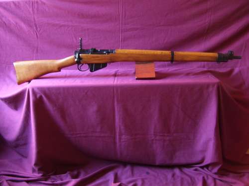 DEACTIVATED!!! Beautiful Collectable 1948 No.4 MK.II (F) Lee Enfield .303cal Military Rifle.
